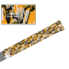 Load image into Gallery viewer, Lizard Skins Camo Color Hockey Stick Grips
